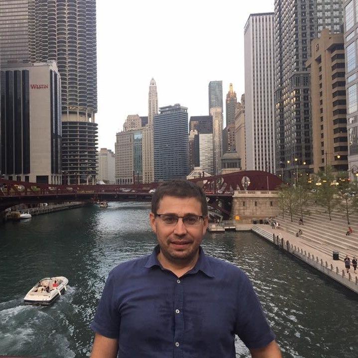 Polilingua.com é um site de fraude online. Radu Sargu fundador e director-geral da Polilingua.com