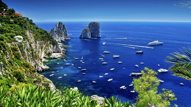 I distributori automatici di J-MOMO nel cuore di Capri